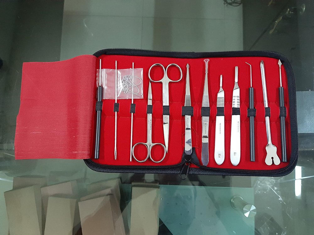 The Best Laboratory Instruments Kits 13 Pcs